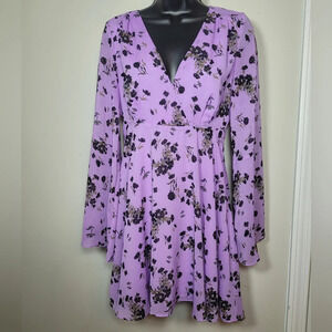 Free People Purple Floral Lilou Wisteria Chiffon Bell Sleeve Floral Fairy Boho D